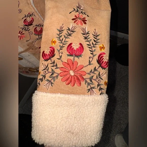 St. John's Bay Vintage Penny Lane coat, suede, tan, Embroidered Boho Jacket - Picture 3 of 12